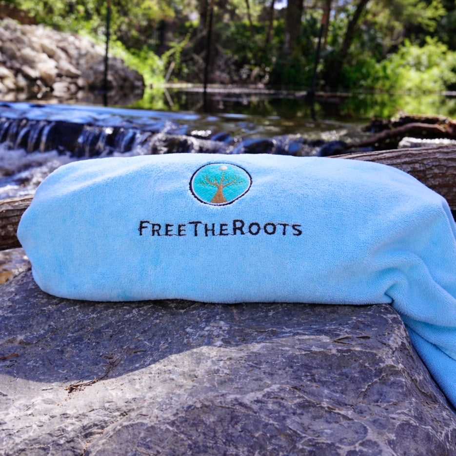 Ultra-Absorbent Microfiber Towel