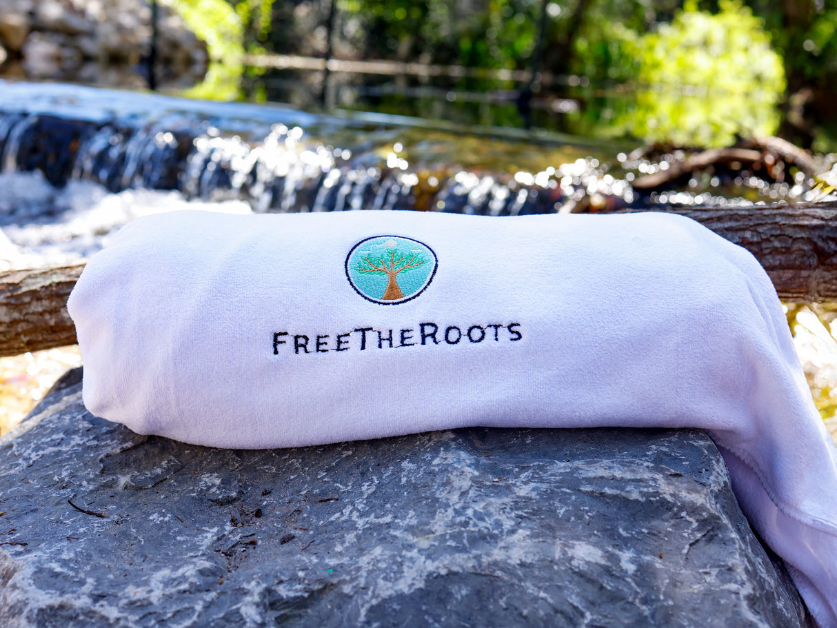 Ultra-Absorbent Microfiber Towel