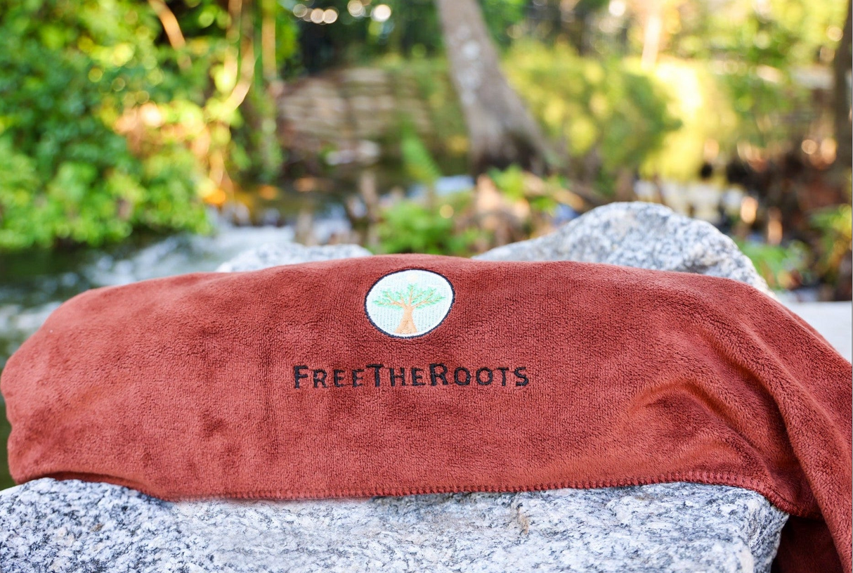 Ultra-Absorbent Microfiber Towel